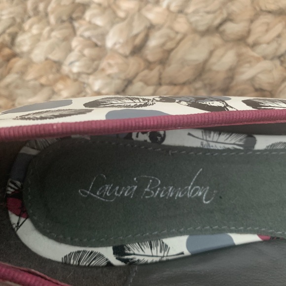 Flirty Kitten Heels - Picture 5 of 8